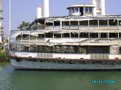 ./Gallery/2011 40th Anniv. Boat Ride/SANY0130.jpg